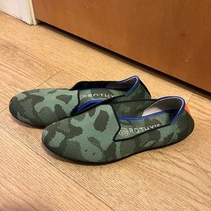 Rothy’s loafers in camo, size 7.5